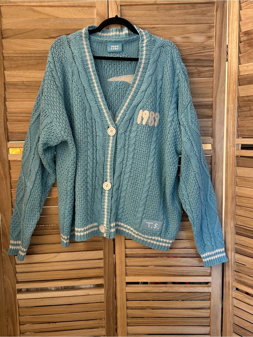 Taylor Swift 1989 Cardigan Sweater Blue Bird Pattern Button Front XL/2XL